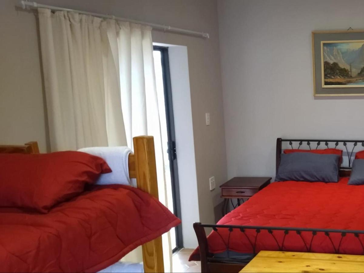 Royal Karoo Cottage Unit 1 Beaufort Wes Buitenkant foto