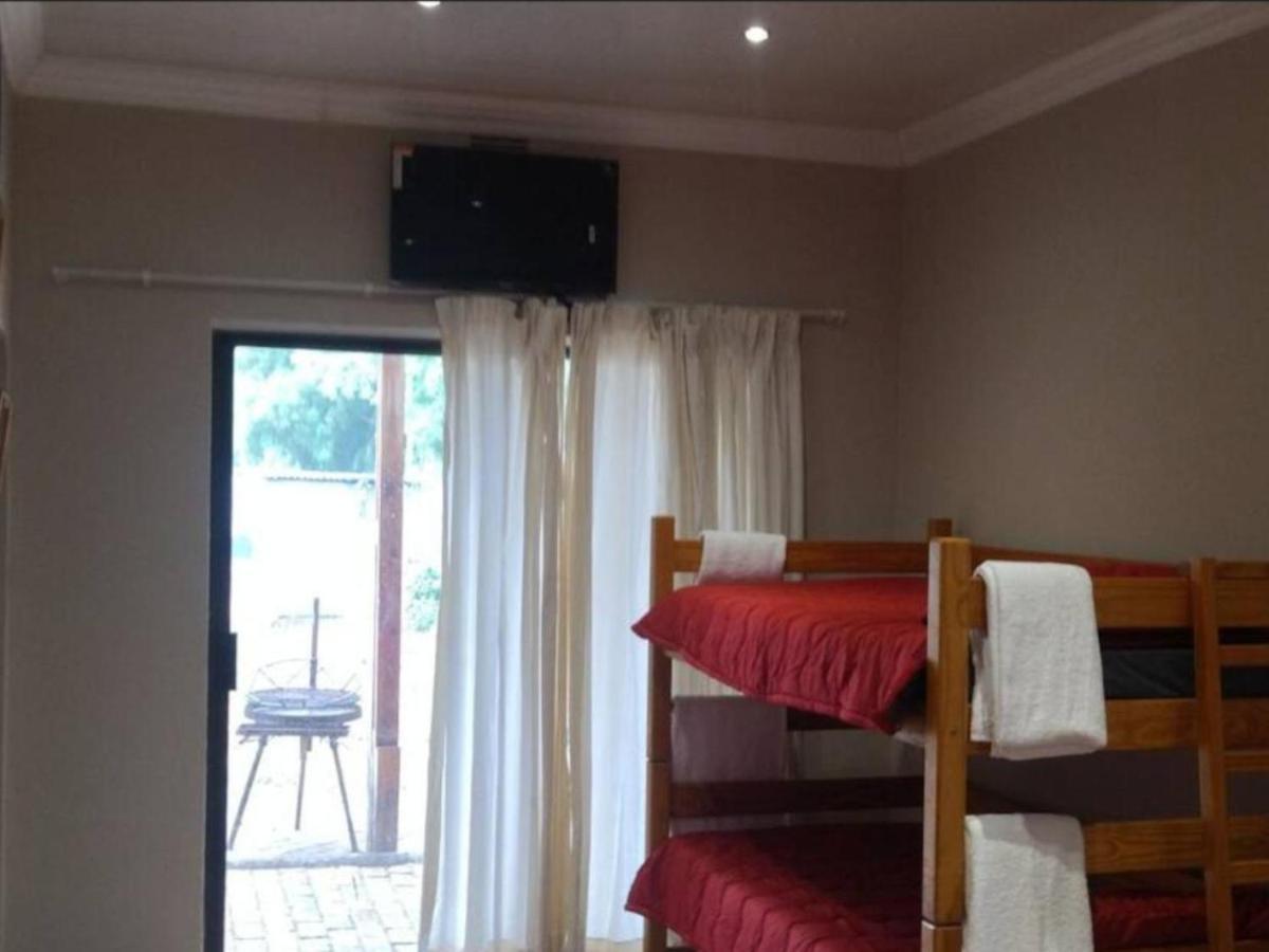 Royal Karoo Cottage Unit 1 Beaufort Wes Buitenkant foto